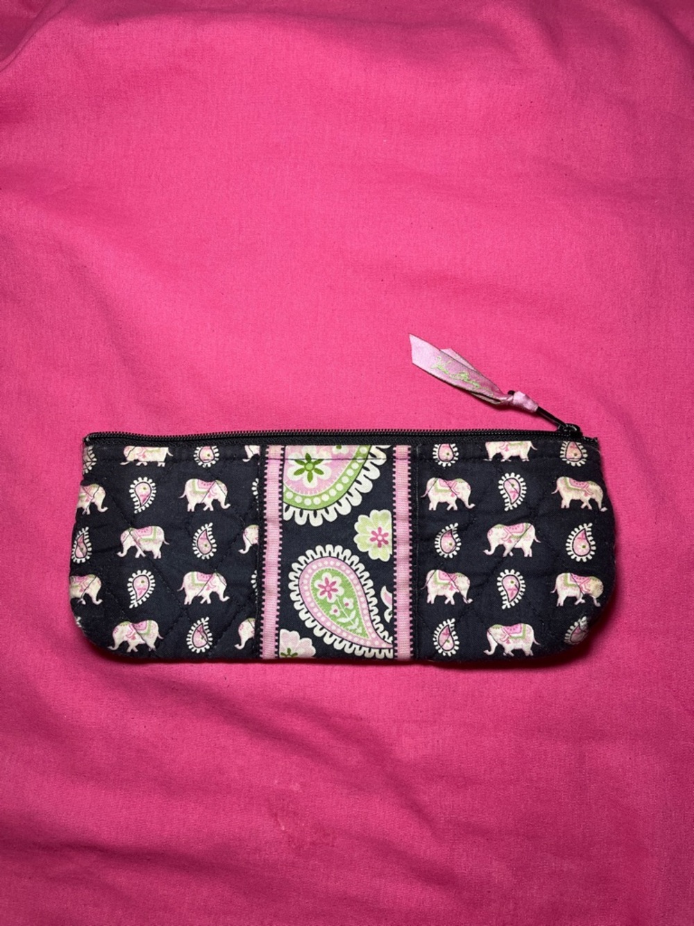 Vera Bradley “Pink Elephants” Pencil/Cosmetic Pouch Preowned
